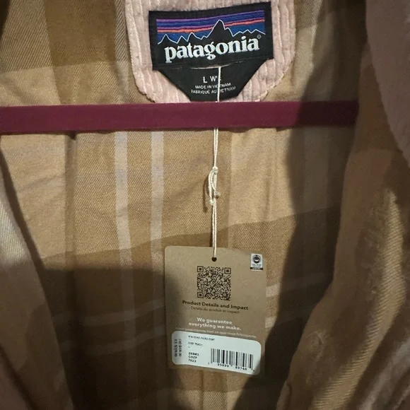 Patagonia Soft Pink Corduroy Jacket - Picture 2 of 4